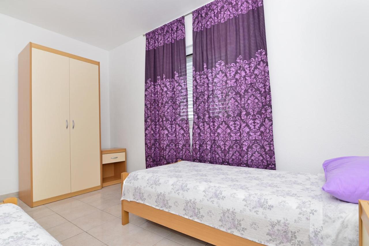 Apartments Martina Vodice Esterno foto
