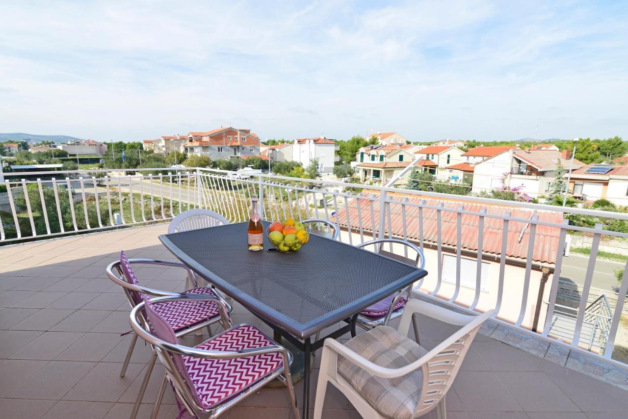 Apartments Martina Vodice Esterno foto