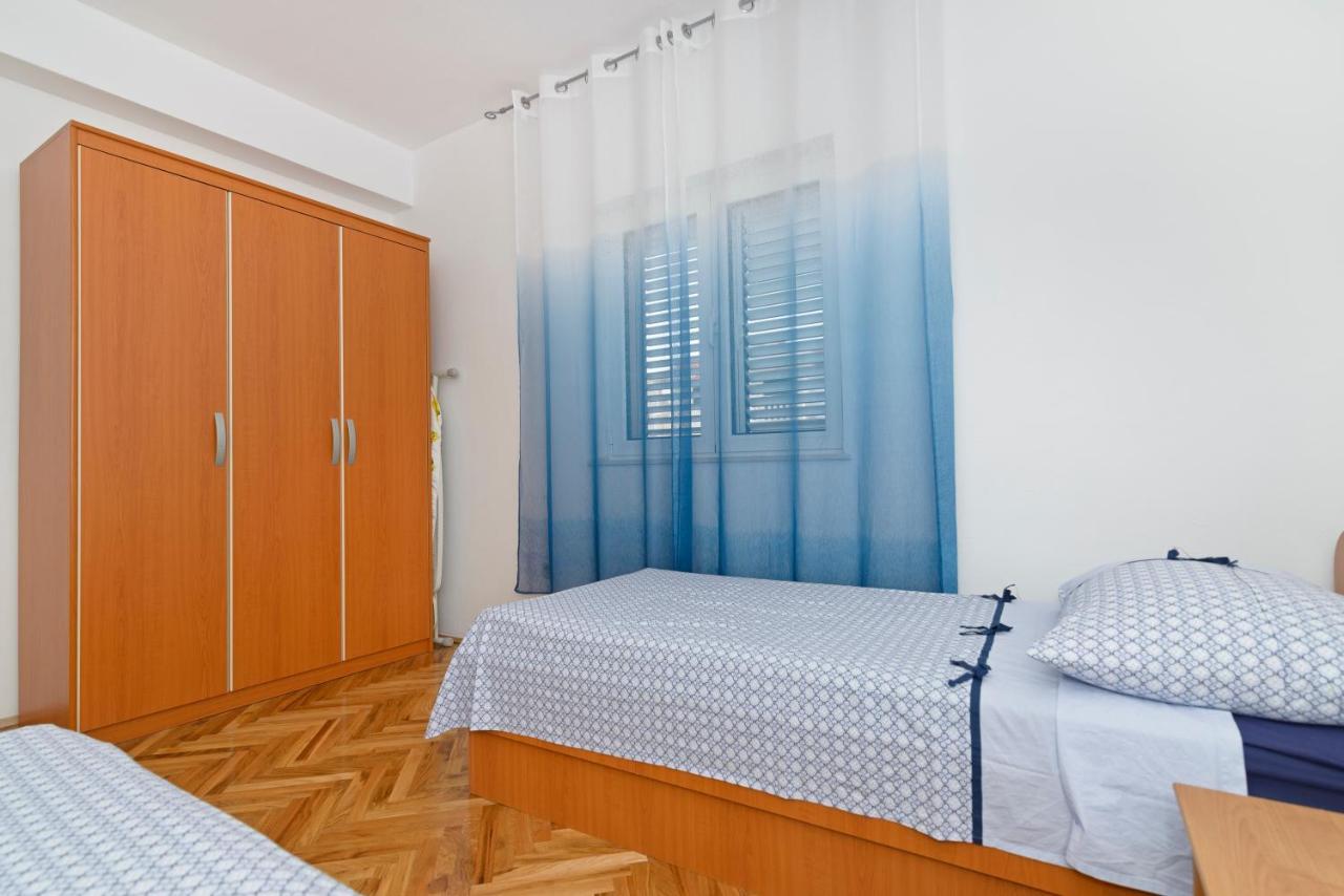 Apartments Martina Vodice Esterno foto