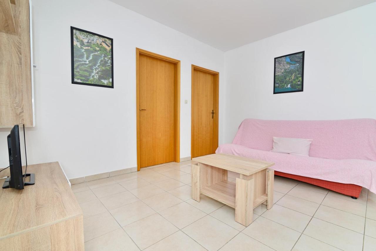 Apartments Martina Vodice Esterno foto